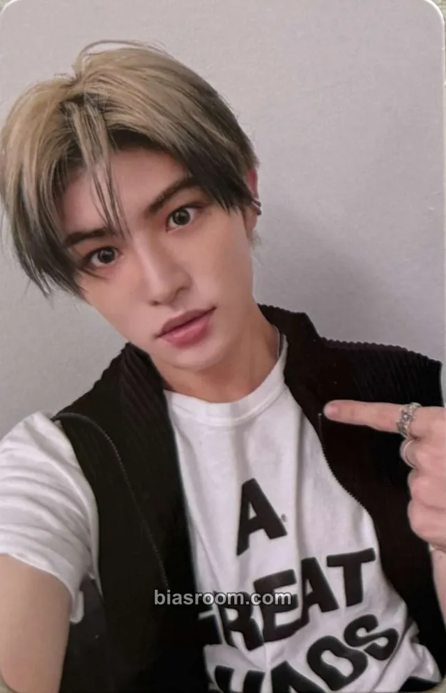 Minje KickFlip KICK OFF THE WALL Pt 1 K-pop photocard