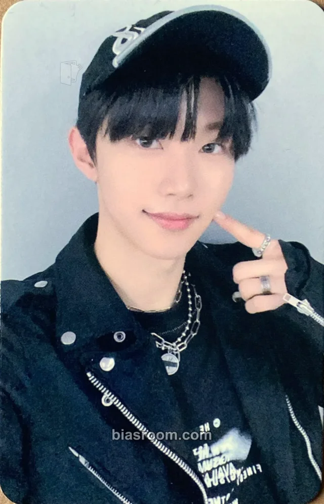 Hyunwoo xikers HOUSE OF TRICKY : Doorbell Ringing K-pop photocard
