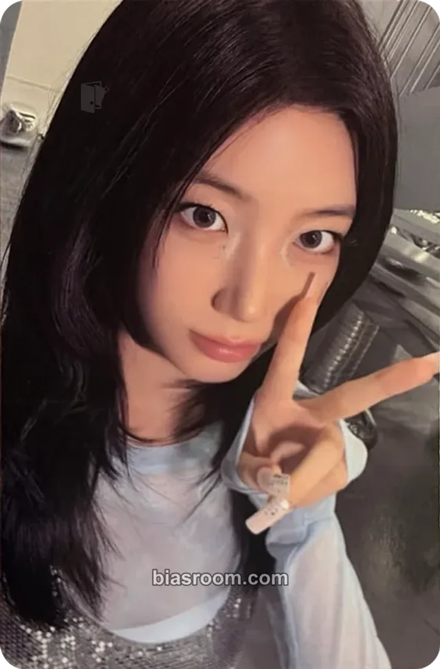 Kazuha LE SSERAFIM Made My Night K-pop photocard