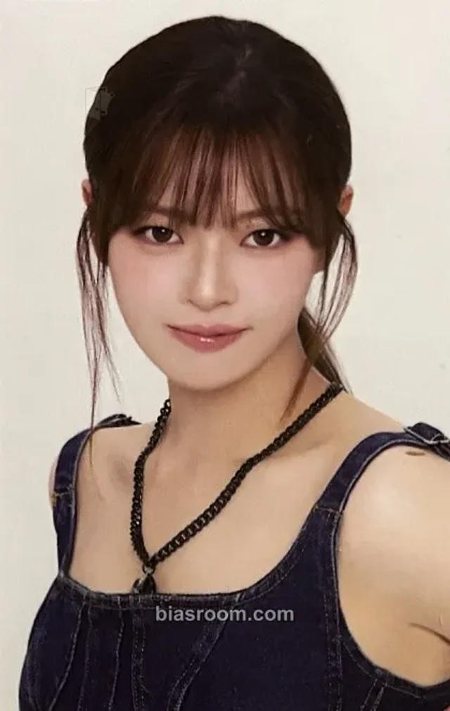 Jeongyeon TWICE JYP FLAGSHIP TOKYO K-pop photocard
