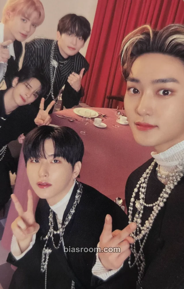 Photocard K-pop CRAVITY The 1st World Tour 'MASTERPIECE'