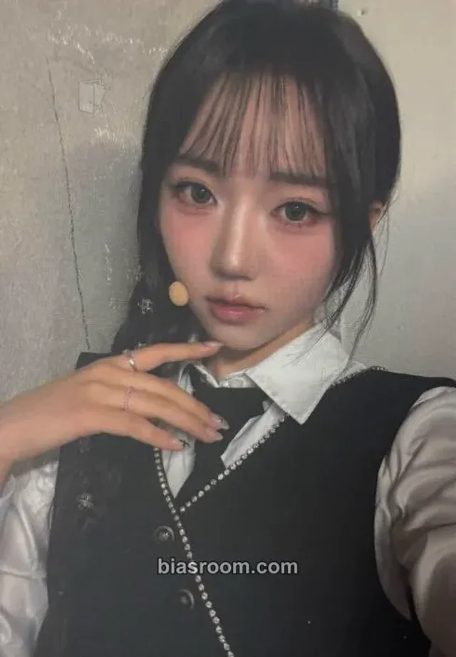 Shion tripleS 3rd World Tour: @% K-pop photocard
