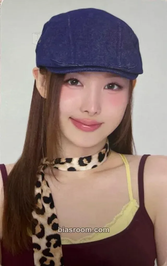 Photocard K-pop di Nayeon TWICE JYP FLAGSHIP TOKYO