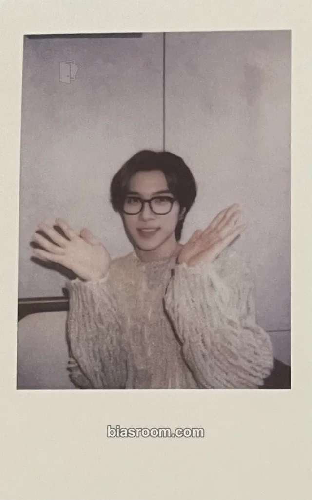 Hendery WayV Frequency K-pop photocard