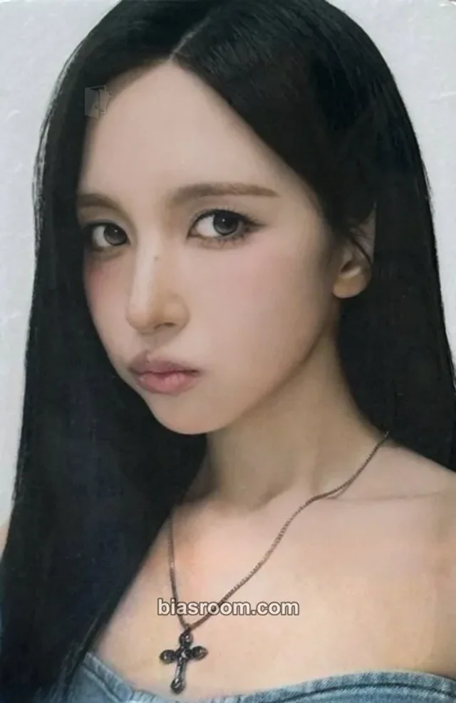 TWICE - Mina - JYP FLAGSHIP TOKYO Event japan tokyo purchase benefit pop-up