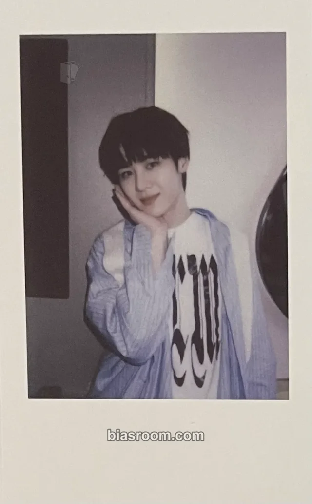 Kun WayV Frequency K-pop photocard