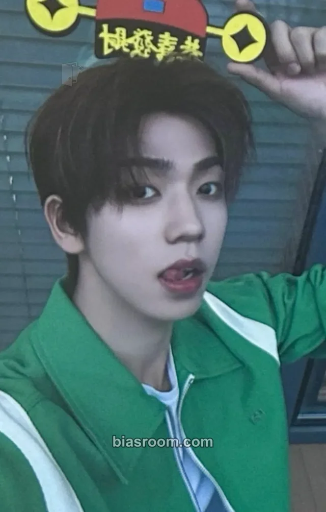 Haemin 8TURN Leggo K-pop photocard