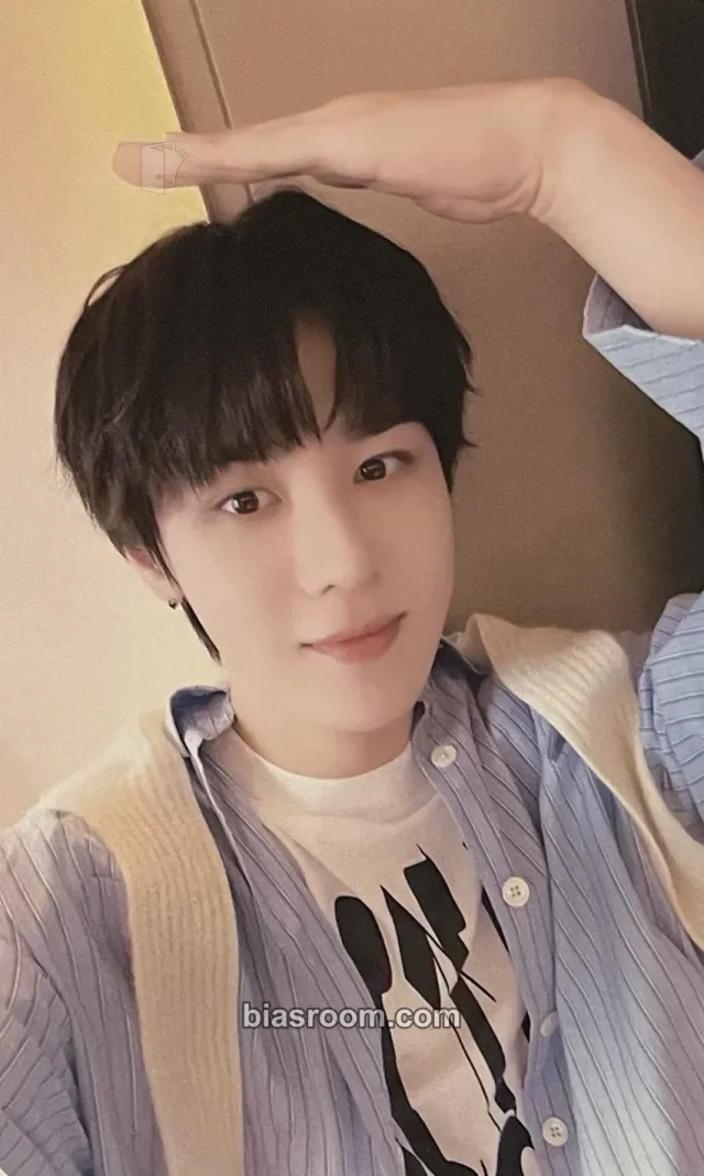 Kun WayV Frequency K-pop photocard