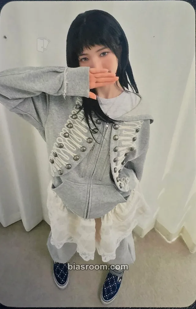 Maya NiziU Sour Grapes K-pop photocard