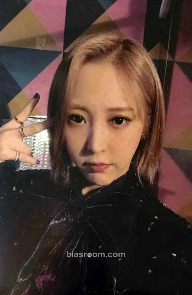Moonbyul MAMAMOO TRAVEL K-pop photocard