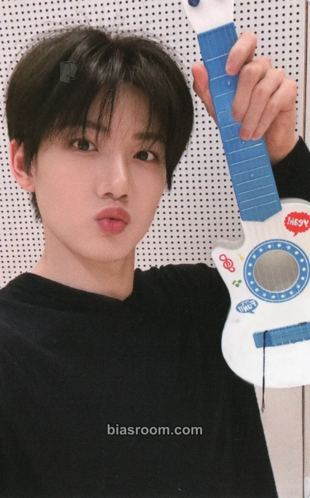 Junkyu TREASURE Pleasure K-pop Photocard