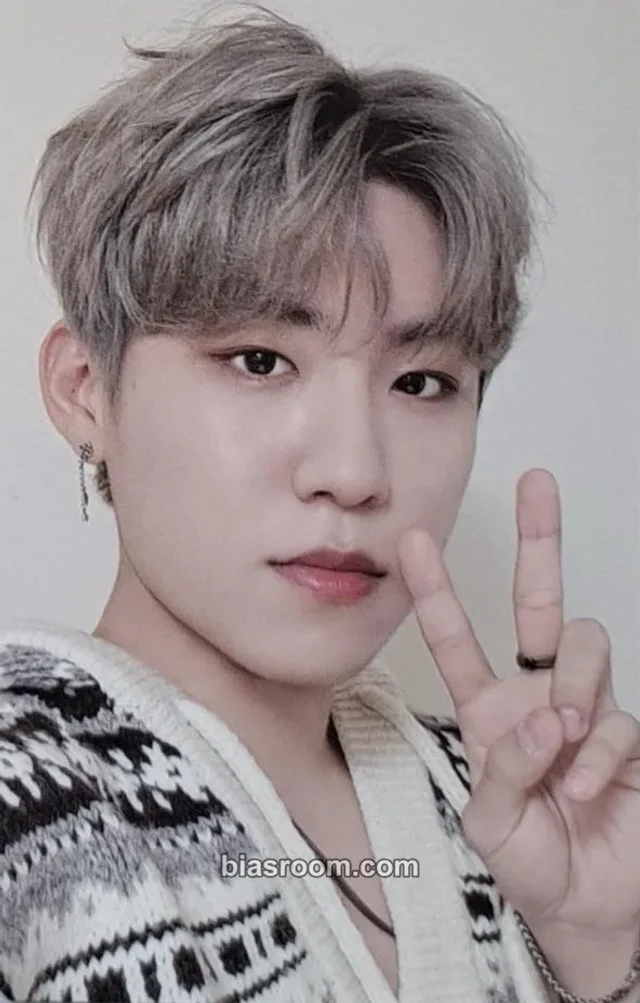 Photocard K-pop Woojin AB6IX 2022 WINTER Photobook HYPNOGRAM