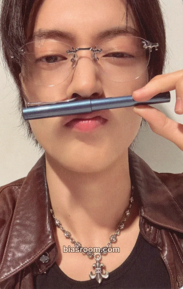 Haruto TREASURE 6th Anniversary : TREASURE ARCHIVE K-pop Photocard