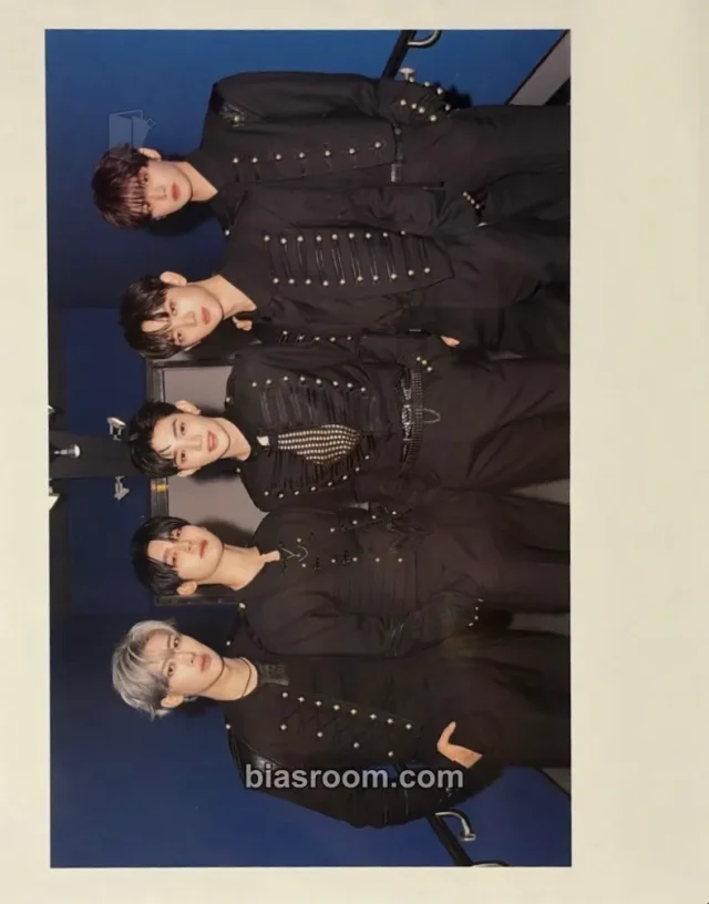 AND2BLE Sequence 01: Curiosity K-pop photocard