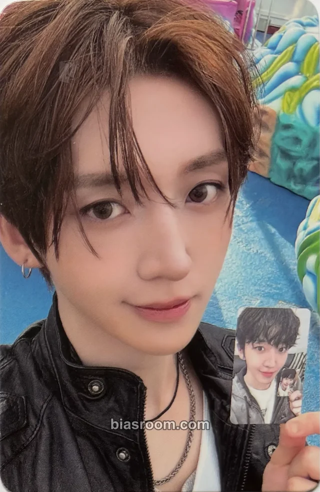 Donghyeon KickFlip KICK OFF THE WALL Pt 1 K-pop photocard