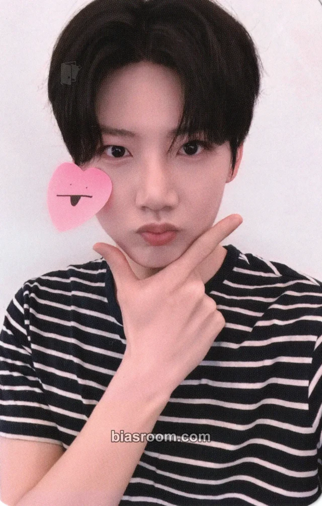 Photocard K-pop Junkyu TREASURE LOVE PULSE