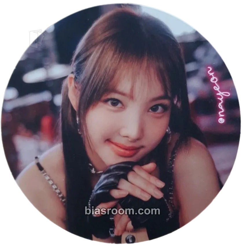 Nayeon 2023 Season's Greetings: SECRET LIFE @HOUSE Photocard - TWICE - photocard K-pop TWICE