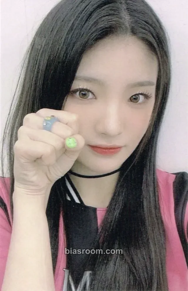Kelly TRI.BE W.A.Y K-pop photocard