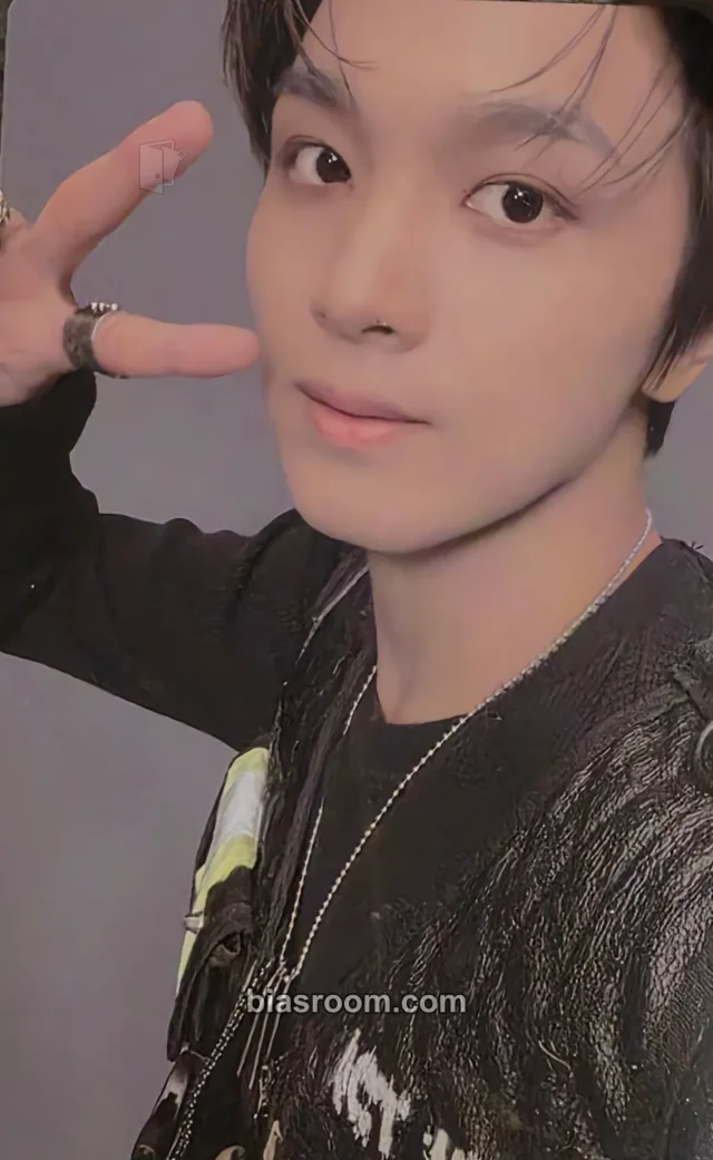 Haechan NCT 127 BLINGY K-pop photocard