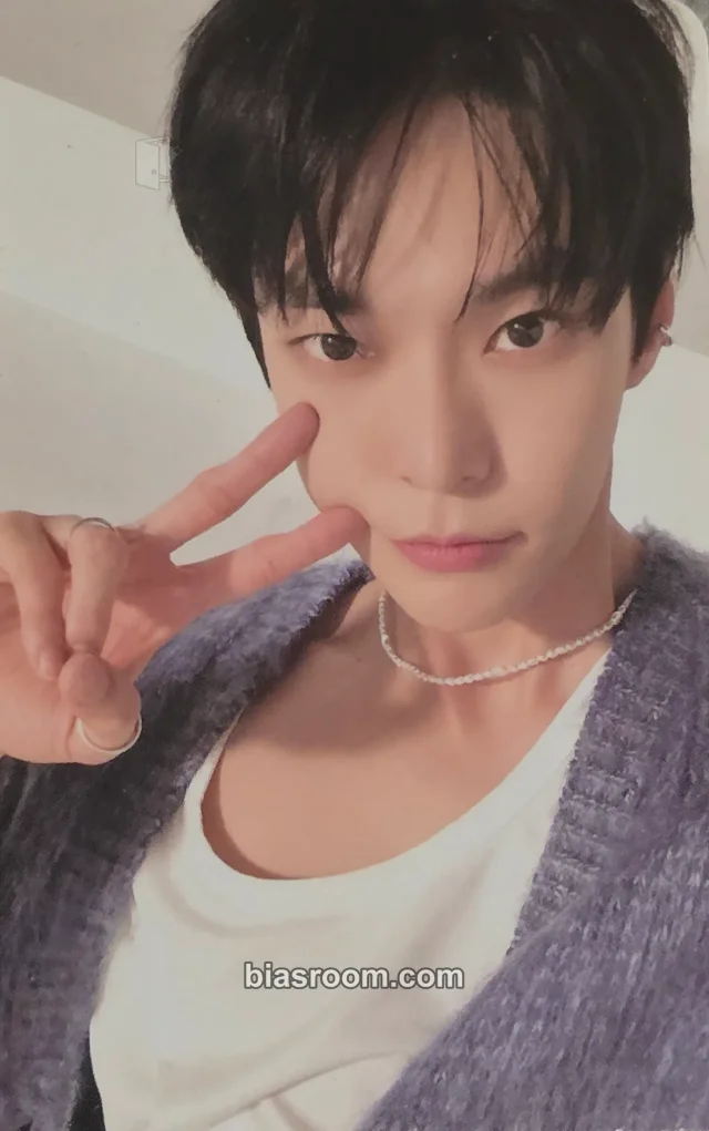 Doyoung NCT Perfume MD K-pop photocard