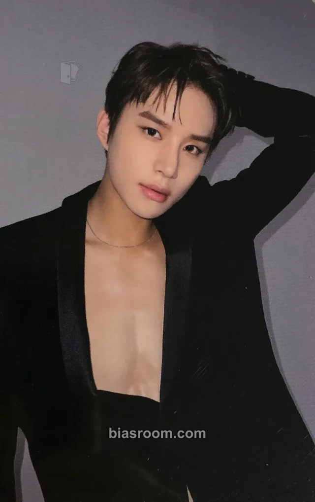 Jungwoo NCT Perfume (DJJ unit) K-pop photocard
