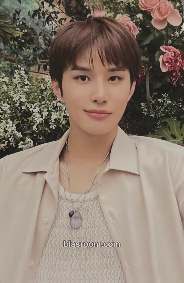 Jungwoo NCT Perfume MD K-pop photocard