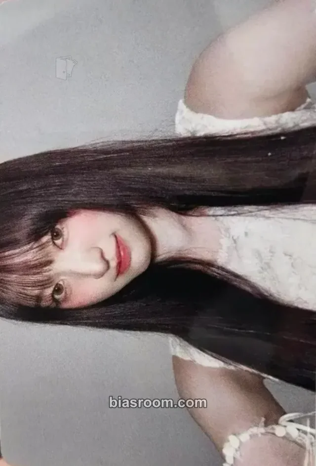 Minami RESCENE Glow Up K-pop photocard