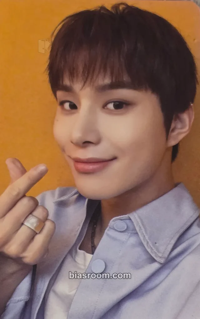 Jungwoo NCT Perfume MD K-pop photocard