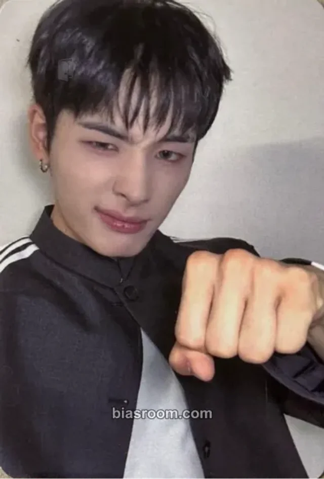 Haru One Bite Photocard - NEXZ | Bias Room