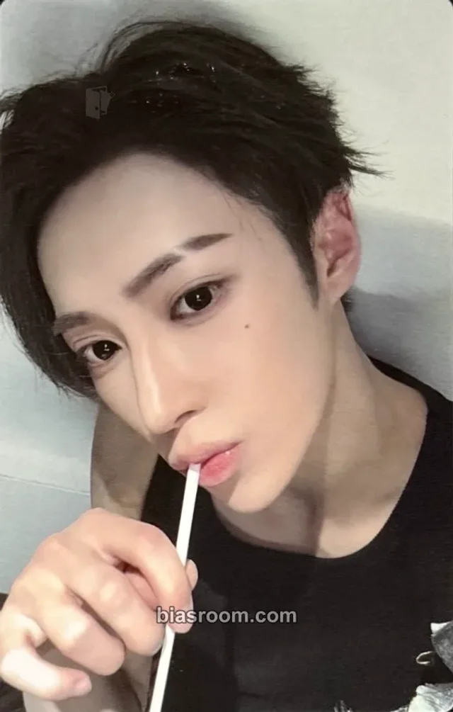 Arno ALPHA DRIVE ONE KFC KCOFFEE x Alpha Drive One K-pop photocard