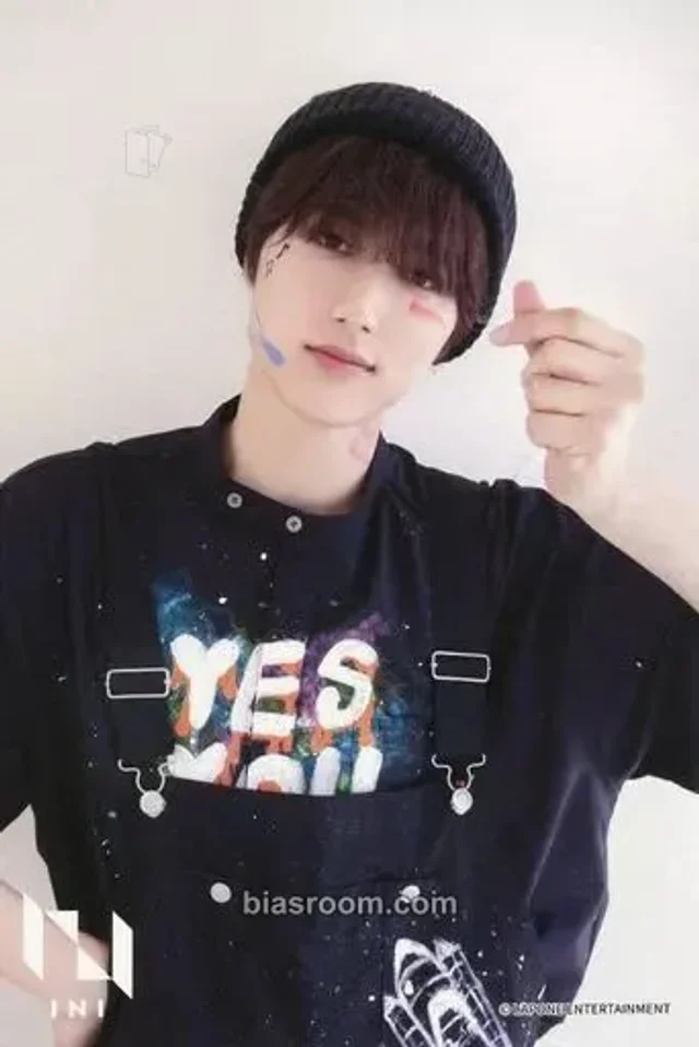 Takumi INI INI Museum K-pop photocard