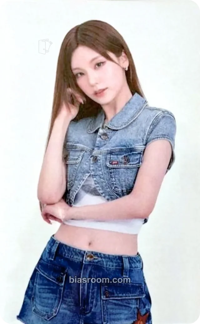 Yeji ITZY JYP FLAGSHIP TOKYOのK-popフォトカード