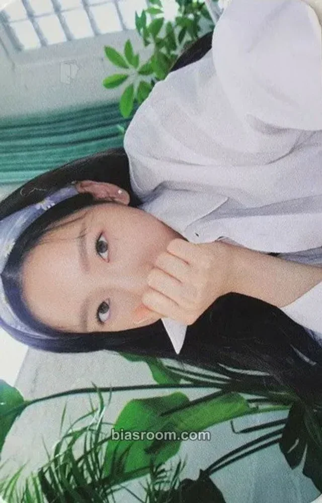 Taeyeon Taeyeon A’Pieu K-pop photocard