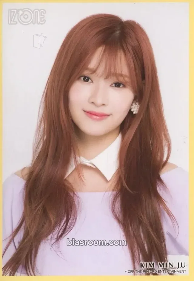 IZ*ONE - Minju - Non-Album Bromides Other yellow version purple version photo print random pack
