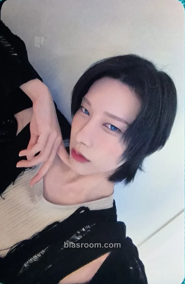Rui XLOV I, God K-pop photocard