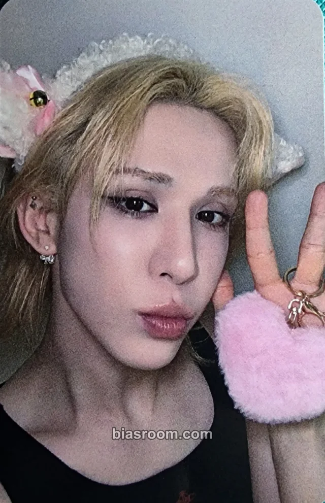 Wumuti XLOV I, God K-pop photocard