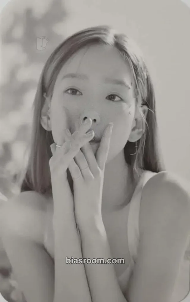 Photocard K-pop Taeyeon Taeyeon A’Pieu