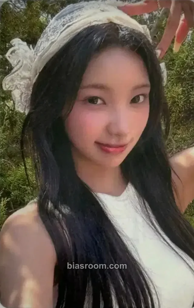 Woni RESCENE SCENEDROME K-pop photocard