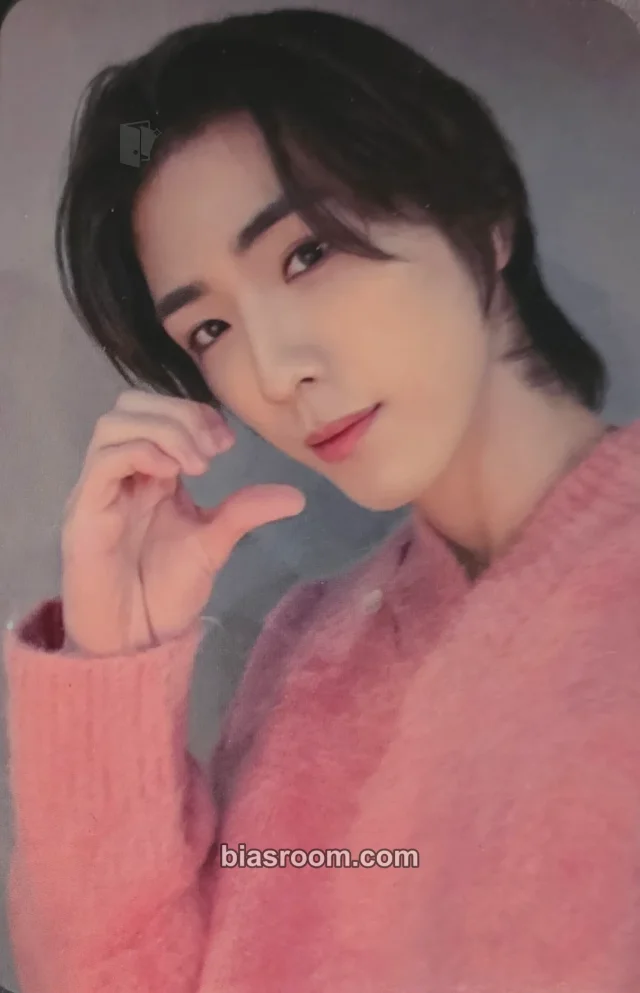 Yonghee 0 or 1 Photocard - CIX | Bias Room