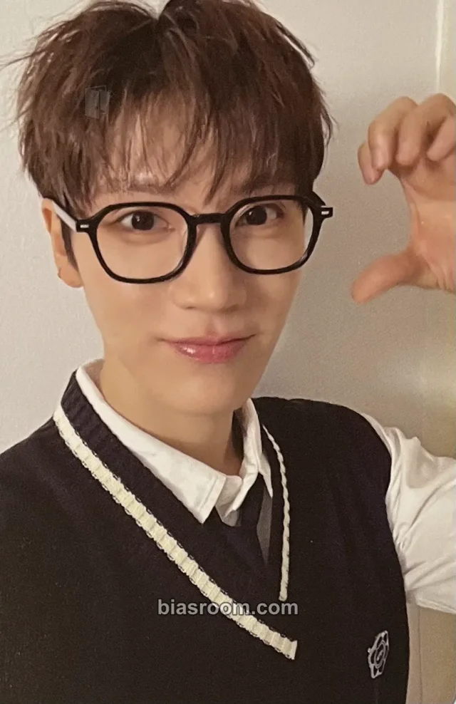 Ten WayV 2026 Season's Greetings K-pop photocard