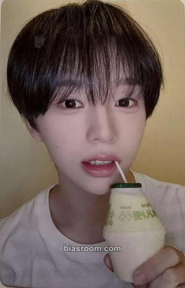 Jinyu VAYONN Youth Today K-pop photocard