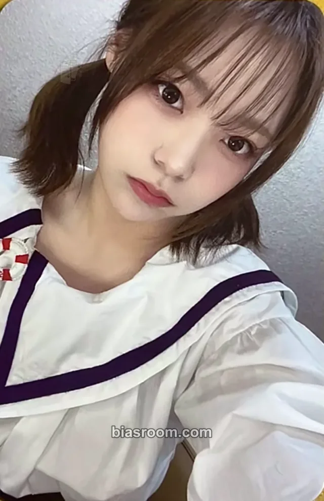 Photocard K-pop di Siyeon QWER Manito