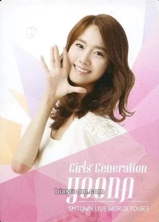 Yoona Girls' Generation SM Town Live World Tour lll K-pop photocard