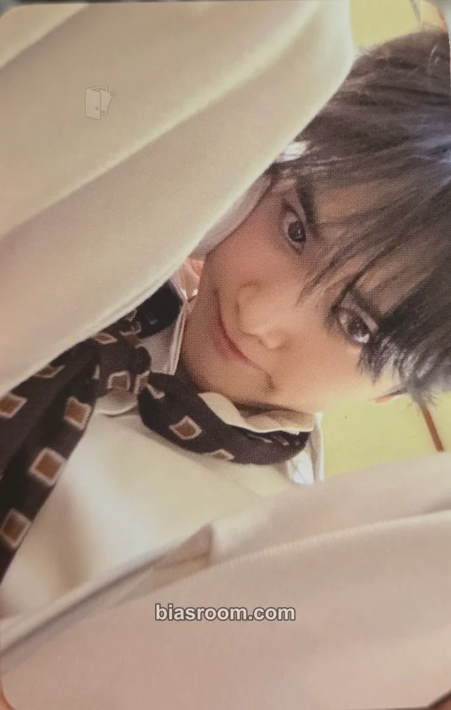 Younghoon THE BOYZ a;effect K-pop photocard