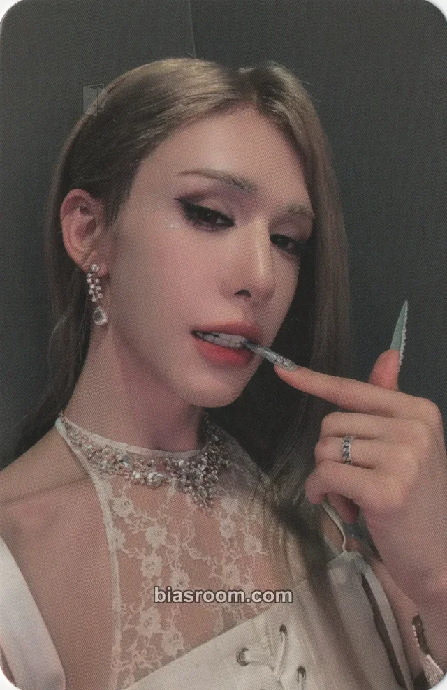 Wumuti XLOV I, God K-pop photocard