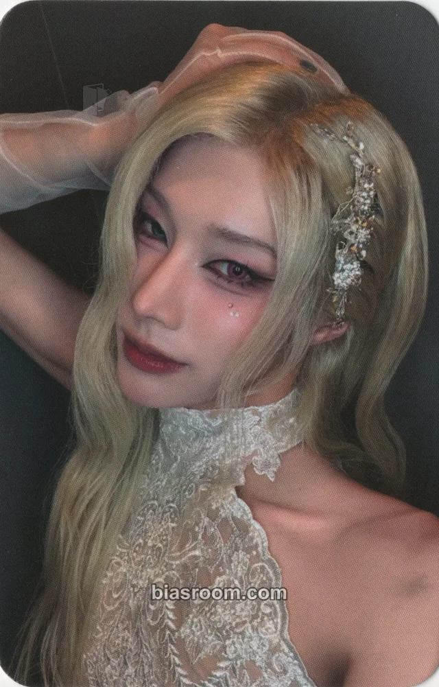 Rui XLOV I, God K-pop photocard