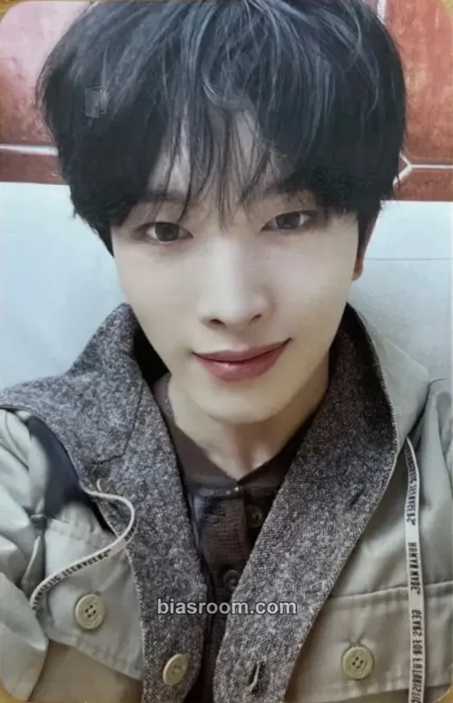 Dongyeon POW Being Tender K-pop photocard
