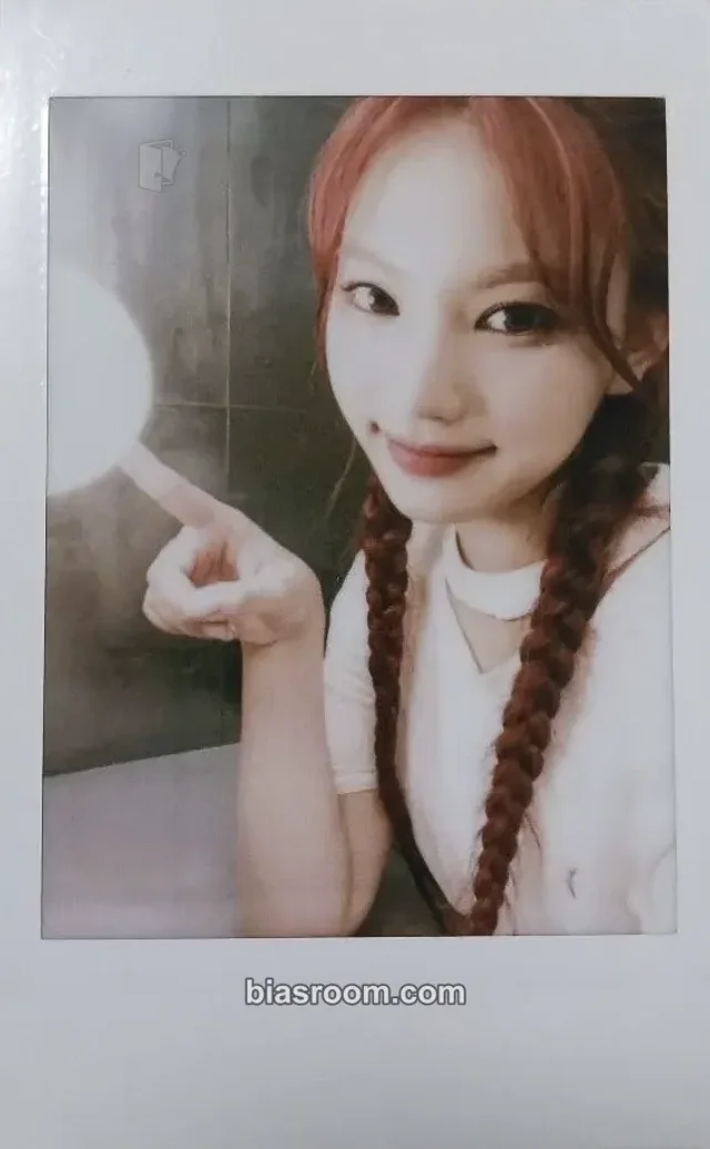 Photocard K-pop di Isa STAYC TEENFRESH