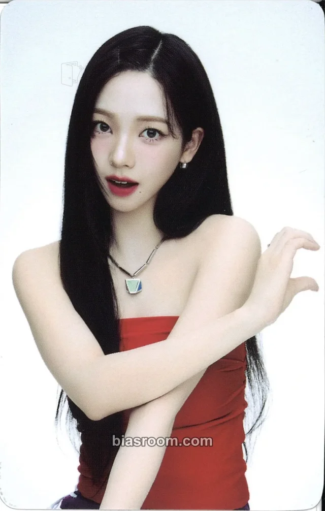 Photocard K-pop Karina aespa SYNK : PARALLEL LINE