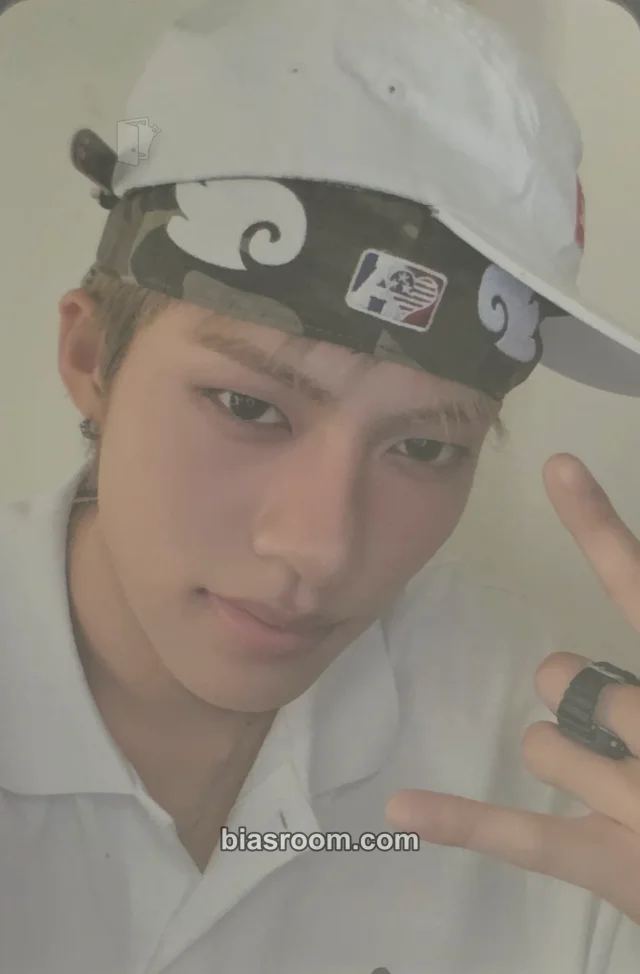 Yuseop NouerA [.exe] K-pop photocard